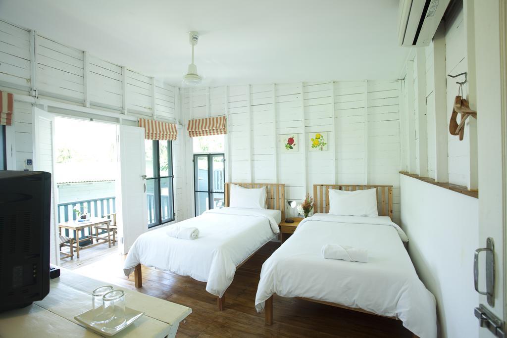 Sunshine Inn Resort Khao Lak Kamer foto