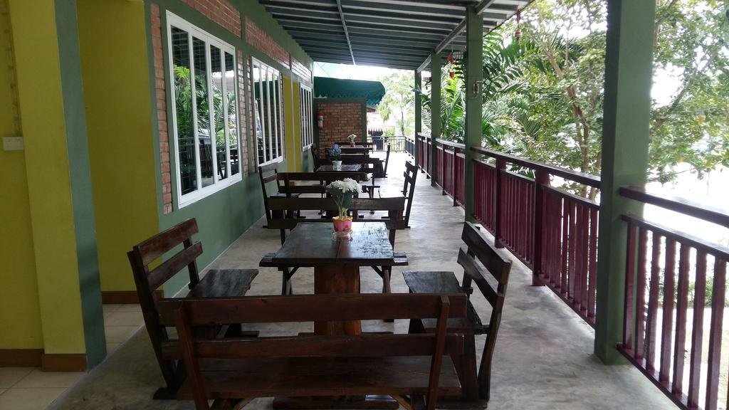 Sunshine Inn Resort Khao Lak Buitenkant foto