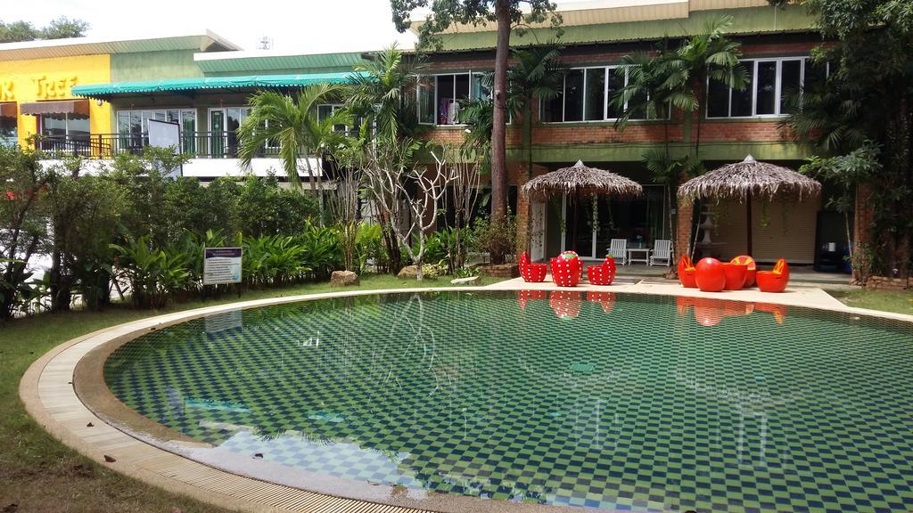 Sunshine Inn Resort Khao Lak Buitenkant foto
