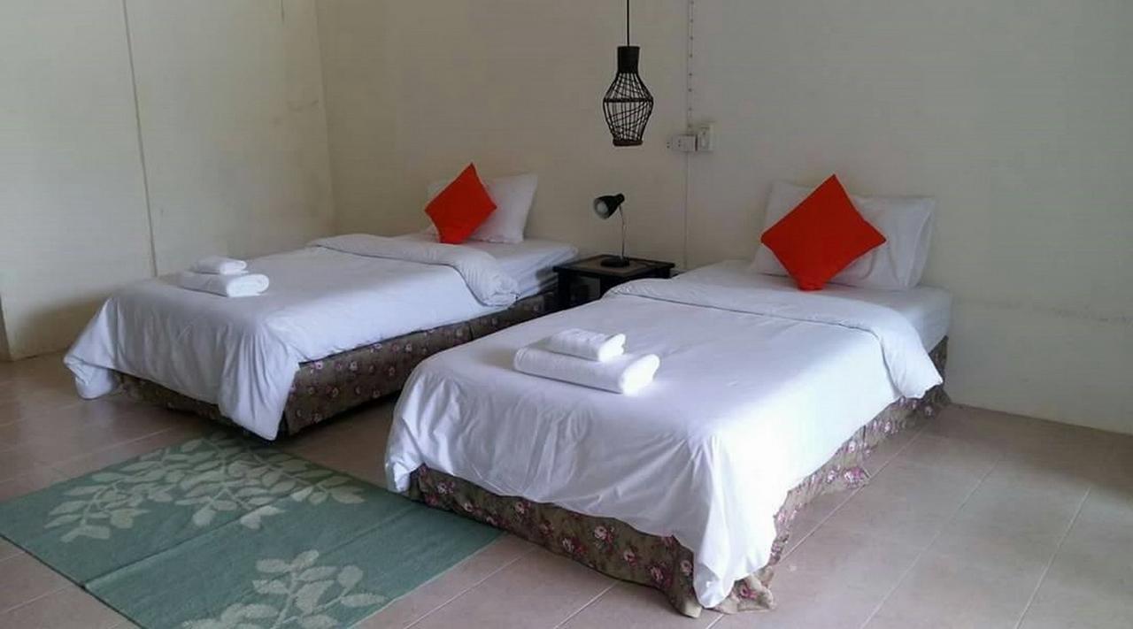 Sunshine Inn Resort Khao Lak Buitenkant foto