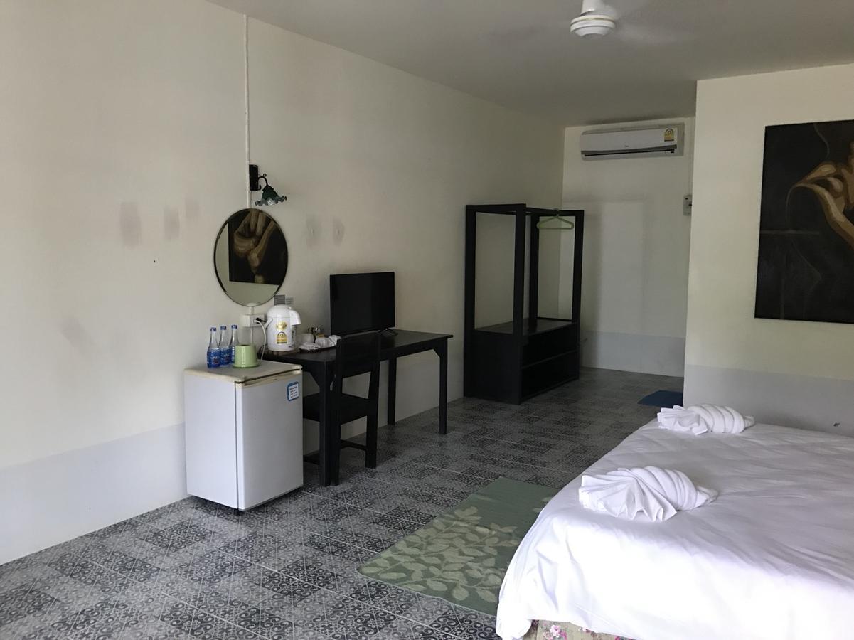 Sunshine Inn Resort Khao Lak Buitenkant foto